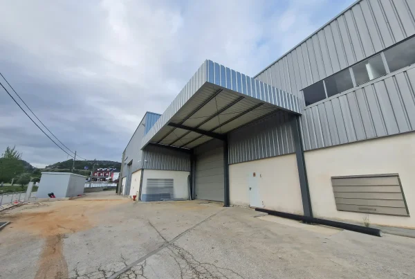 Metal Canopy (Consolida) – Alcanena