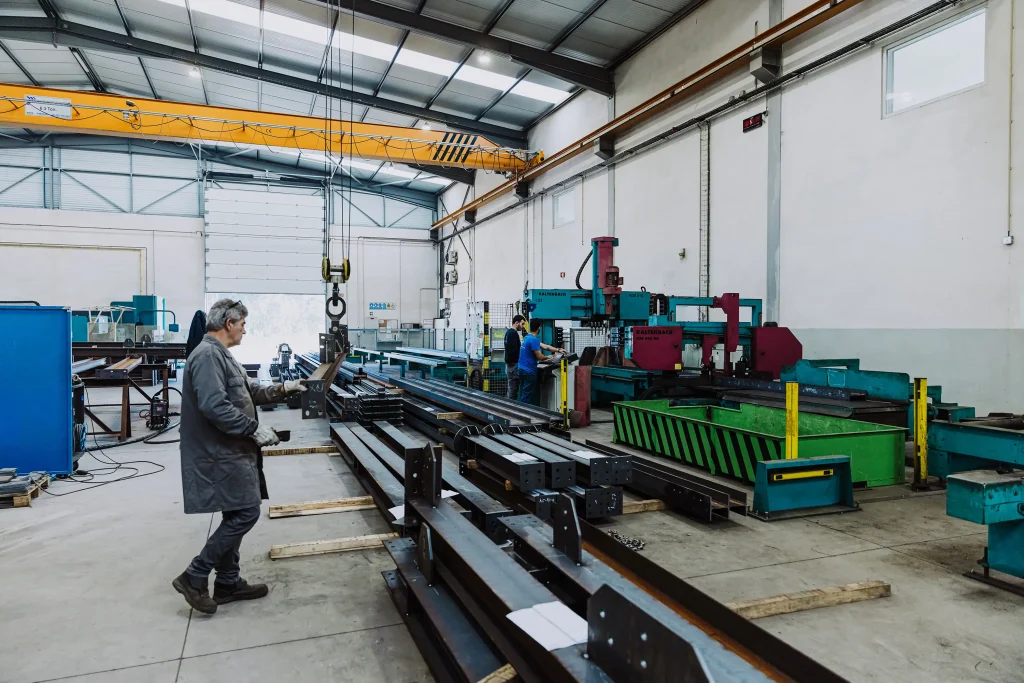 Serviço de Produção Metalomecânica–Liscortes-01 Produção Metalomecânica